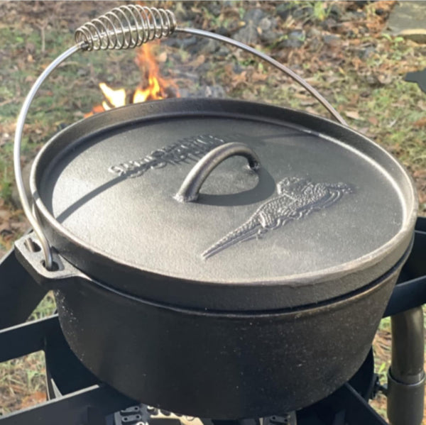 7400 4-Quart Cast Iron Dutch Oven6