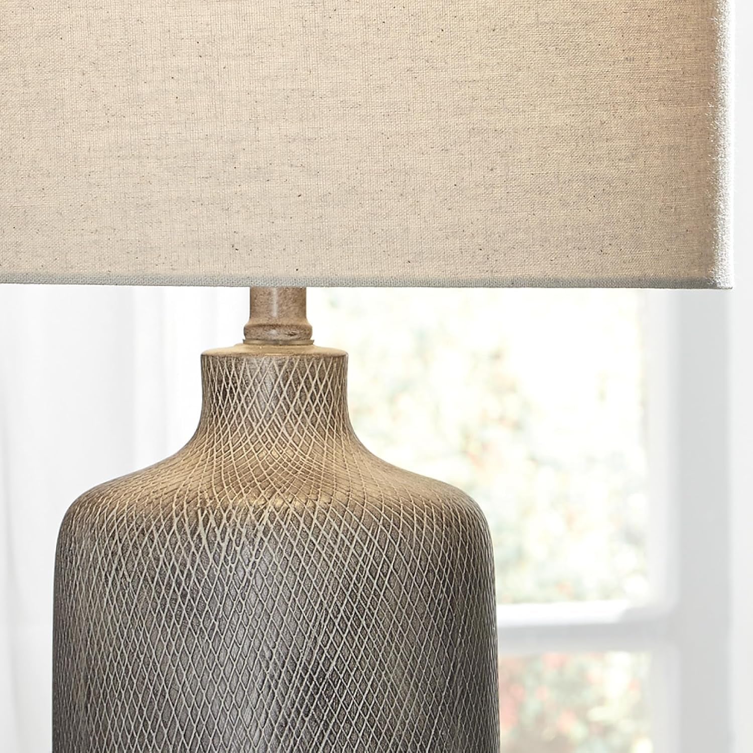 signature-design-by-ashley-linus-24-5-ceramic-bedside-table-lamp-black