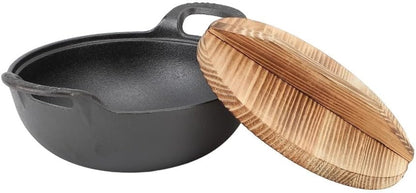 9.84 Inch Cast Iron Wok with Wooden Lid – Large-Capacity Heavy Duty Flat Base Stir Fry Pan with Dual Handles for Gas, Induction, Electric Ceramic Stoves, Even Heat(25Cm)1