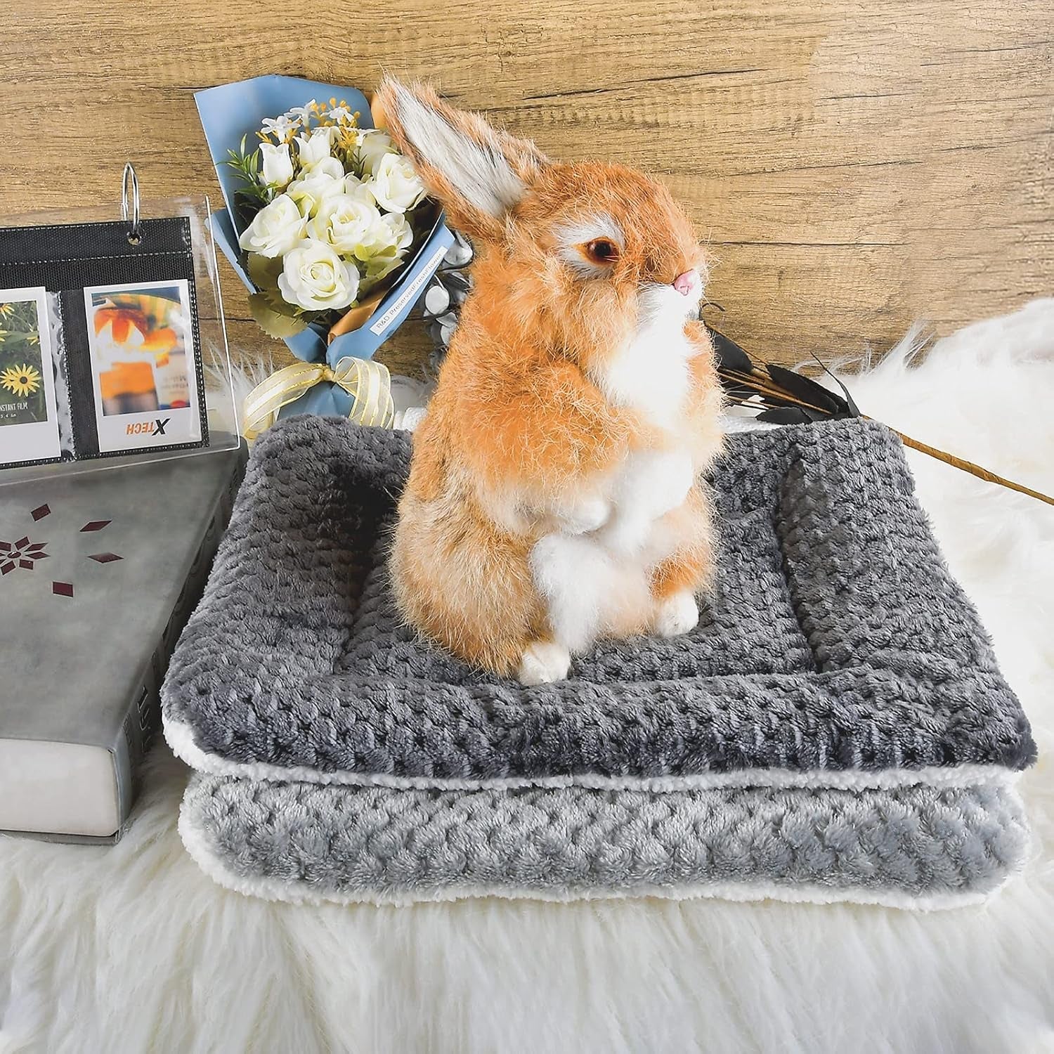 small-animal-bed-mat-soft-warm-suitable-for-guinea-pig-hamster-rabbit-rat-and-bearded-dragon-x-large13-3x9-4-star-grey