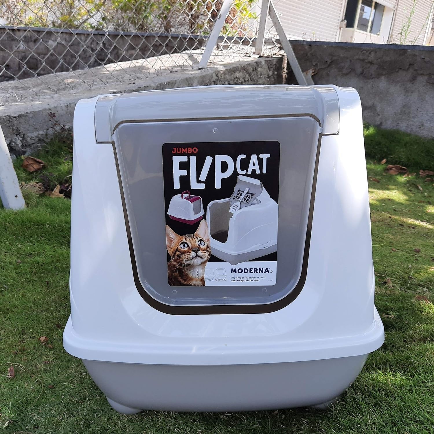 moderna-c240-0330-multi-cats-closed-litter-boxes