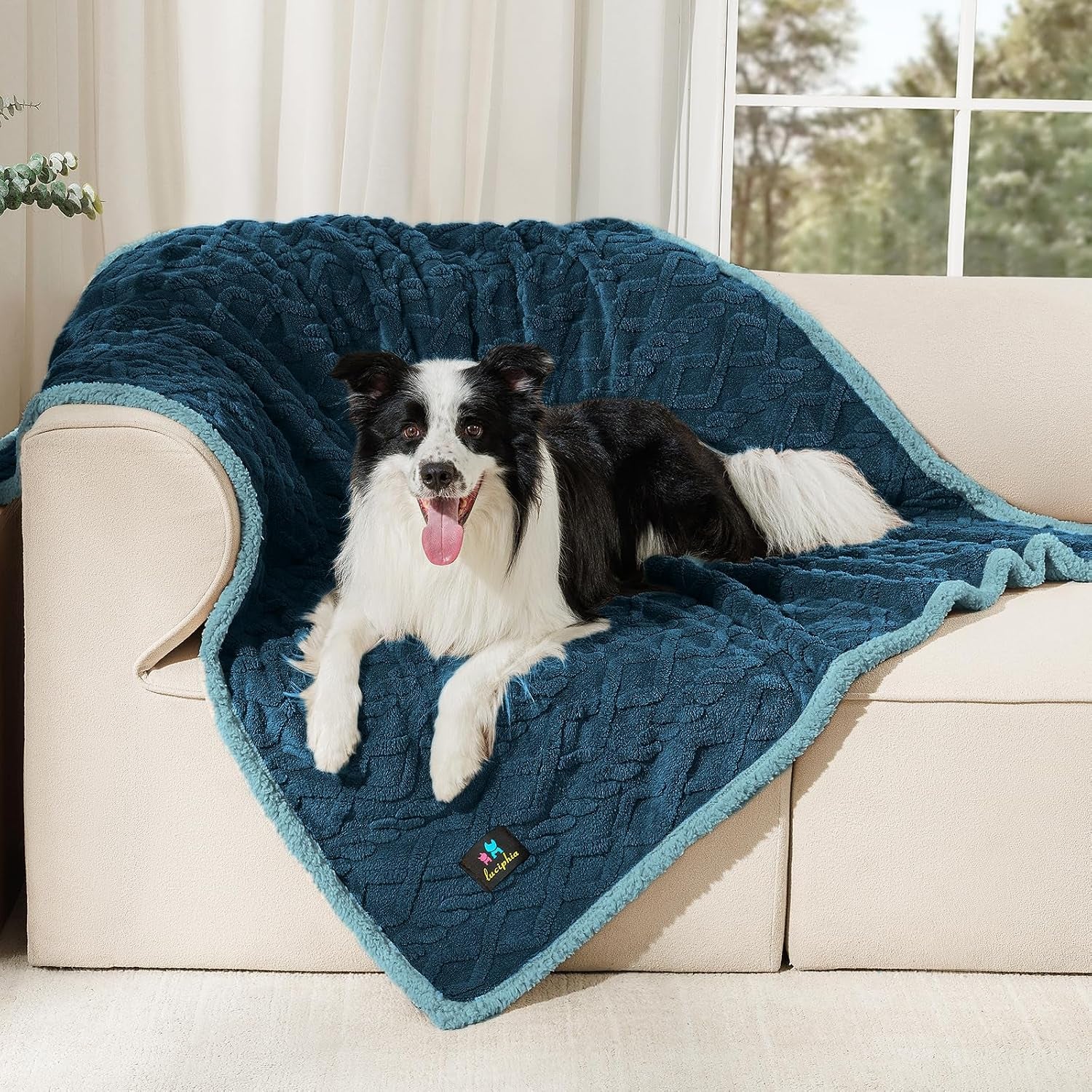 luciphia-waterproof-pet-blanket-liquid-pee-proof-dog-blankets-for-sofa-bed-couch-reversible-sherpa-fleece-furniture-protector-cover-for-small-medium-large-dogs-cats-khaki-small-40-x-28