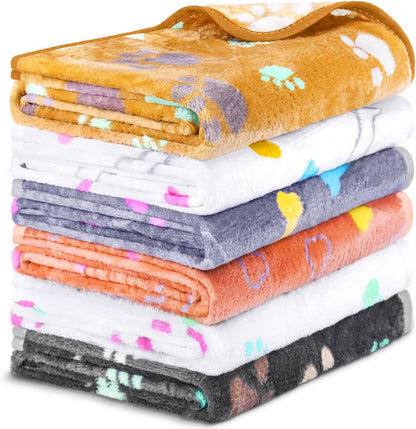 Yedsintu 6 Pcs Absorbent Guinea Pig Blankets Washable Small Animal Fleece Bedding Cage Liners Reusable Pet Pee Pad Sleep Mat Pad Cover for Hamster Ferret Rabbit Chinchilla Hedgehog (16"X24")8