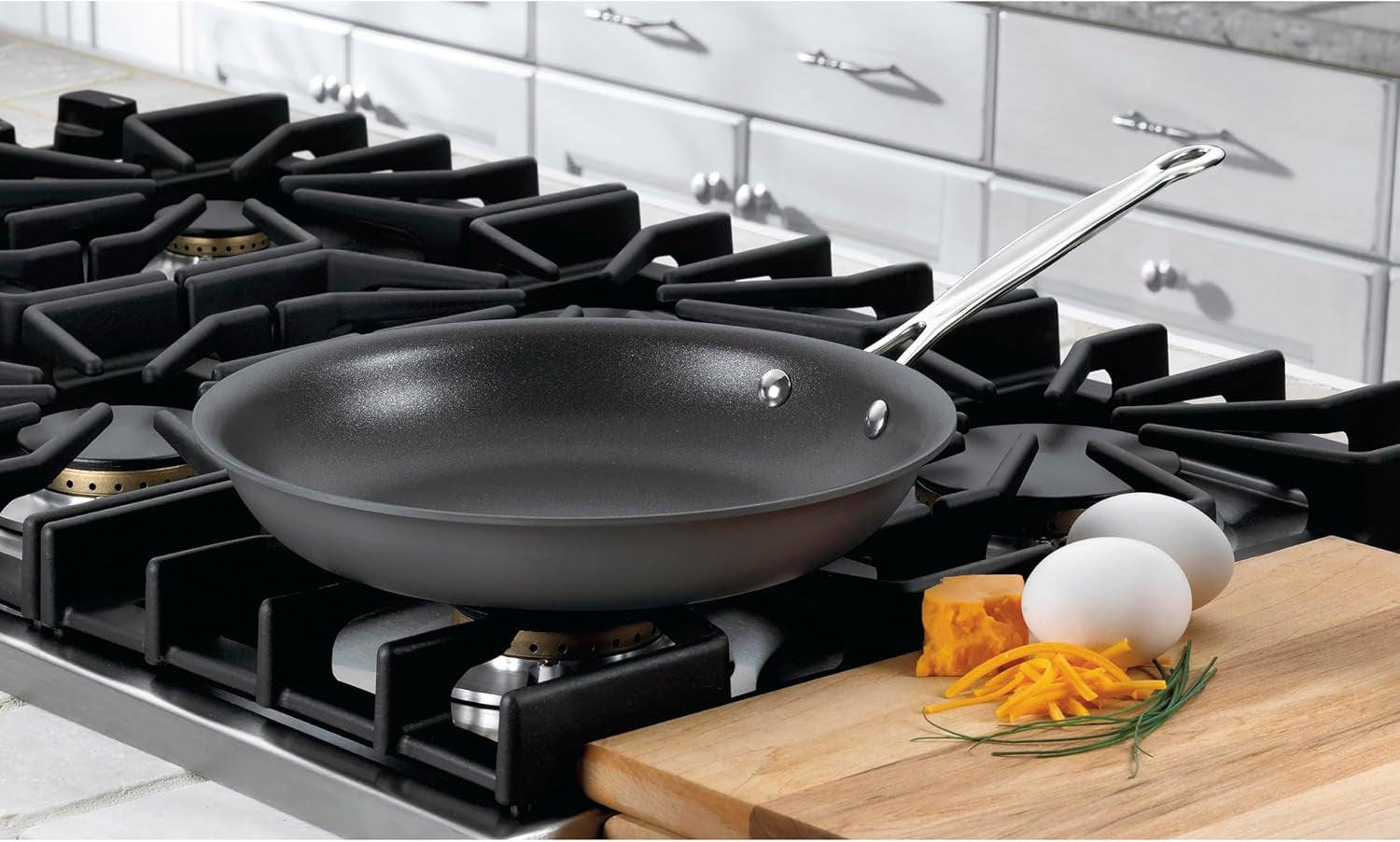 chefs-classic-10-inch-nonstick-hard-anodized-open-skillet