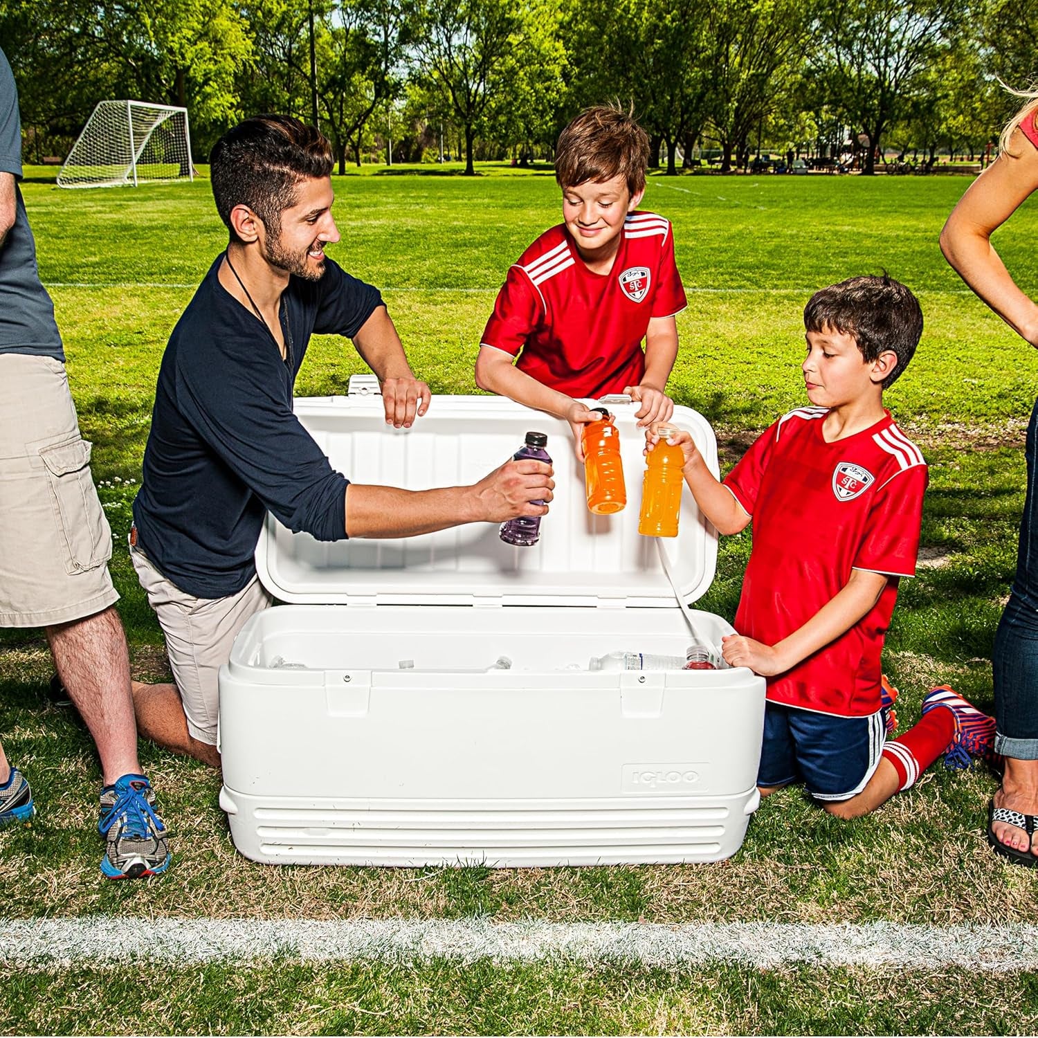 hard-cooler-polar-party-bar-series-insulated-ice-chests