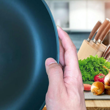 Cast Iron Wok 12.6 Inch Flat Bottom, Pre-Seasoned Chinese Fry Pan with Wooden Handle, Non Stick Coating Free for Gas Induction Electric Stovetops5