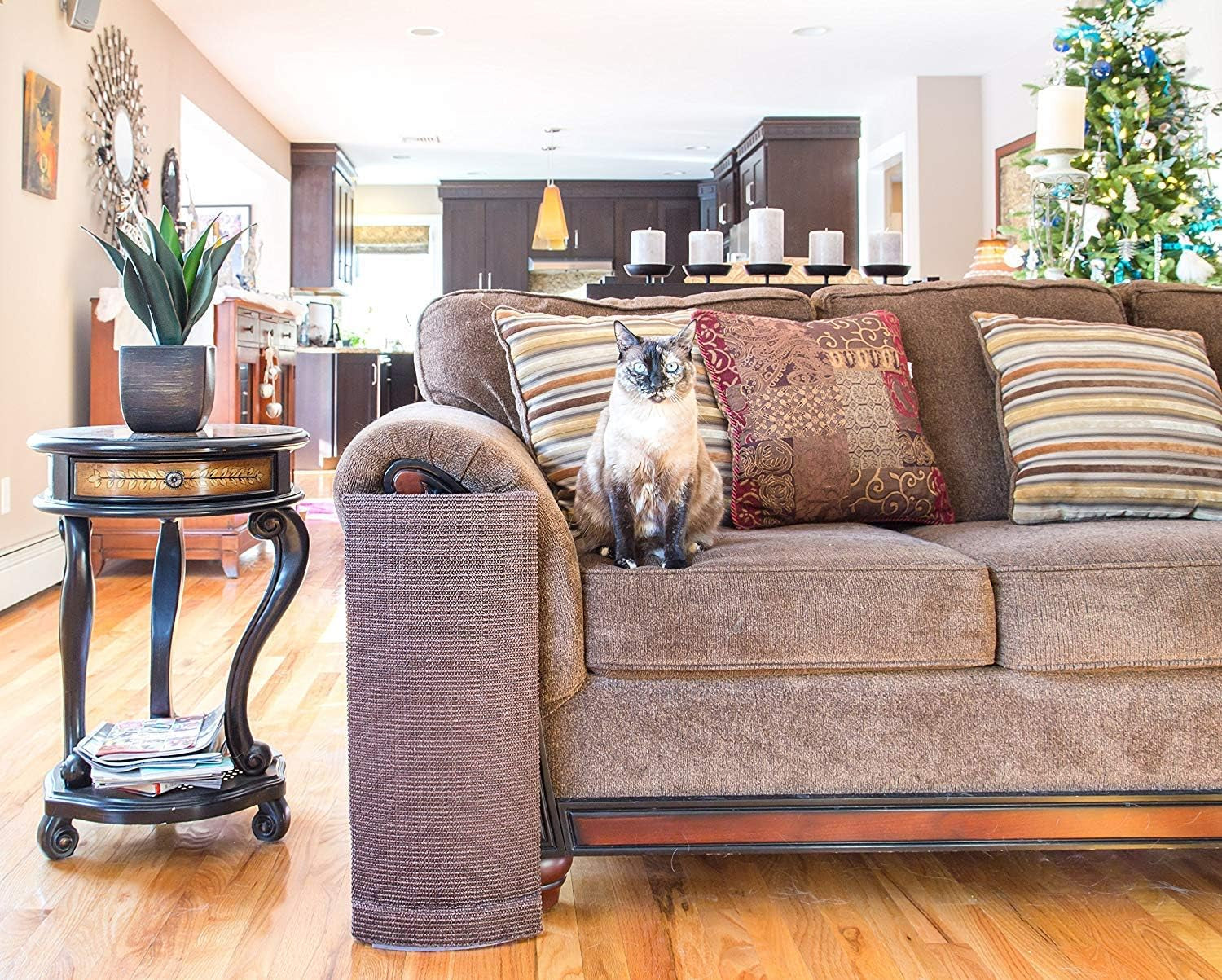 sofa-scratcher-cat-scratching-post-couch-corner-furniture-protector-beige