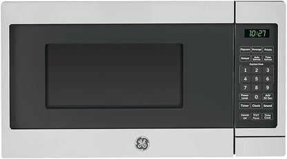 GCST07N1WSS Countertop Microwave Oven 700-Watt Compact 0.7 Cu Ft Stainless Steel Bundle with 2 YR CPS Enhanced Protection Pack and Deco Chef Pair of Red Heat Resistant Oven Mitt2