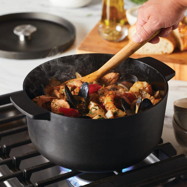 Kitchenaid Seasoned Cast Iron Dutch Oven/Casserole, 6 Quart - Black7