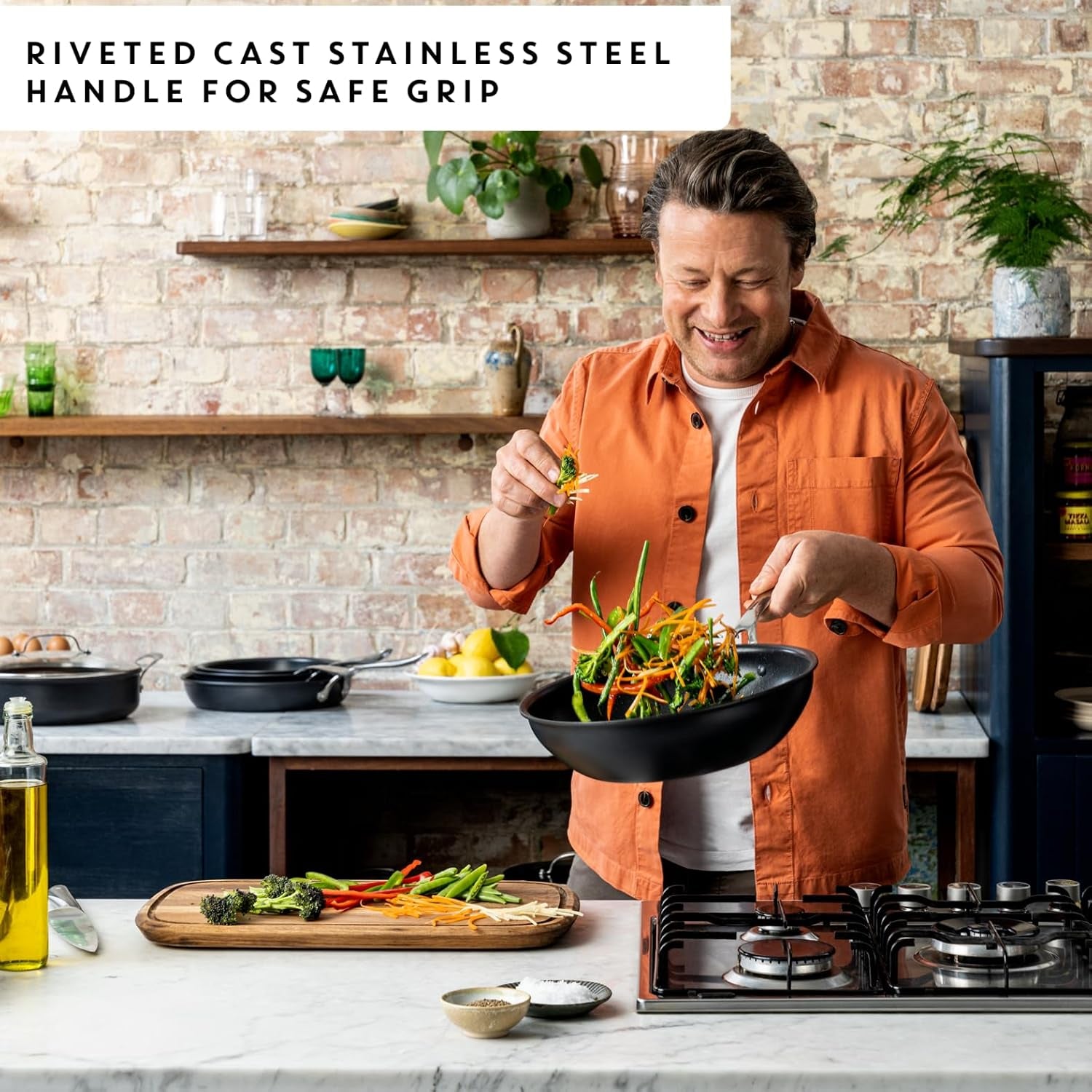 tefal-jamie-oliver-cooks-direct-5-piece-non-stick-pan-set-20-and-28-cm-frying-pans-16-18-20-cm-saucepan-with-lid-heat-indicator-riveted-safe-grip-handle-induction-hob-compatible-e017s555