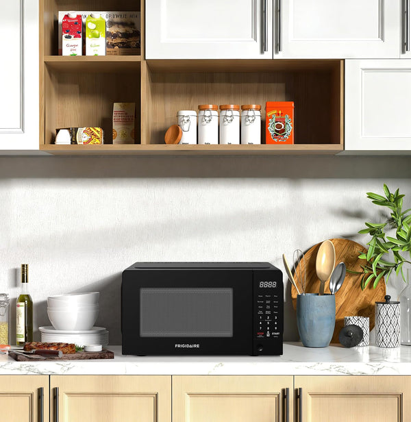 FRIGIDAIRE EMW733BLACKAMZ 0.7 Cu. Ft. Microwave, Black7