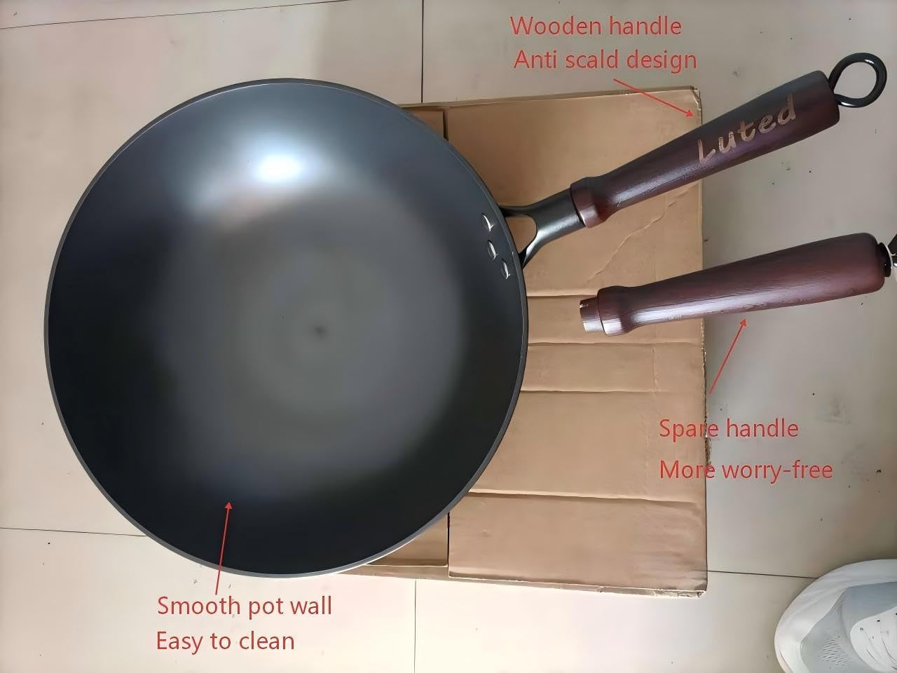 chinese-wok-with-lid-13-4-inch-flat-bottom-cast-iron-stir-fry-deep-fryer-uncoated-for-open-fire-pfas-pfoa-free-riveted-solid-wood-handle-for-about-3-5-people