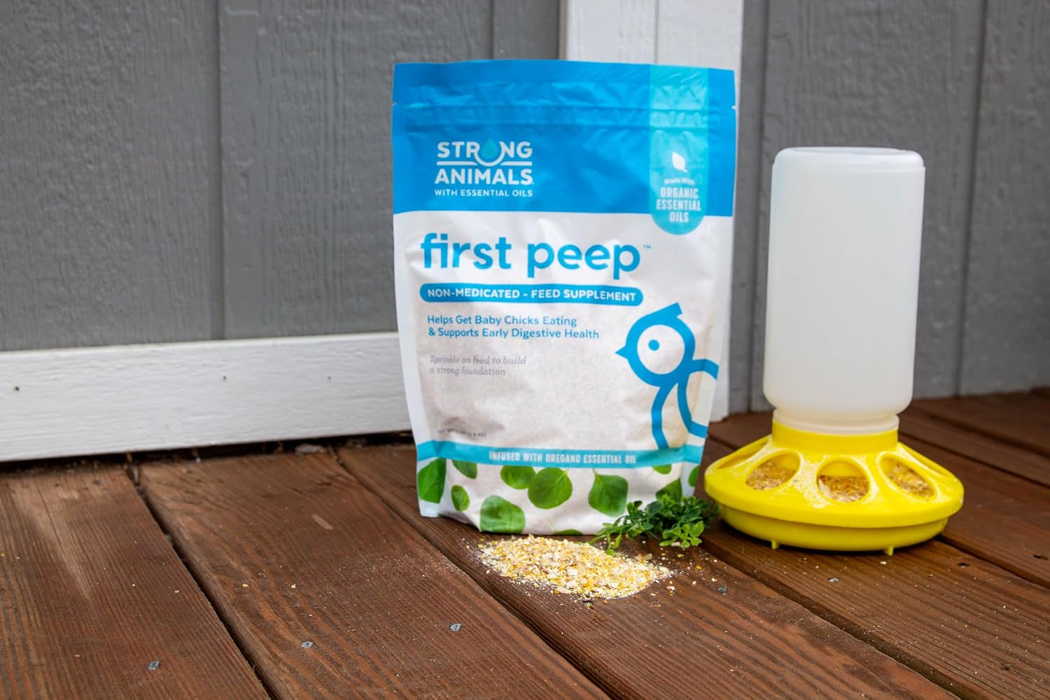 first-peep-chick-feed-supplement-with-oregano-oil-2-lb-non-medicated-organic-oregano-oil-kelp-prebiotics-helps-chicks-start-eating-sooner-supports-early-digestive-health