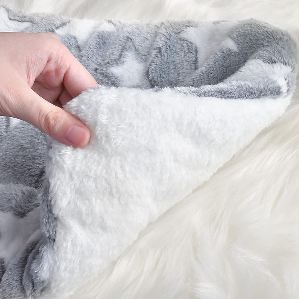 Small Animal Bed Mat, Soft & Warm, Suitable for Guinea Pig, Hamster, Rabbit, Rat and Bearded Dragon (X-Large(13.3''X9.4''), Star Grey)4