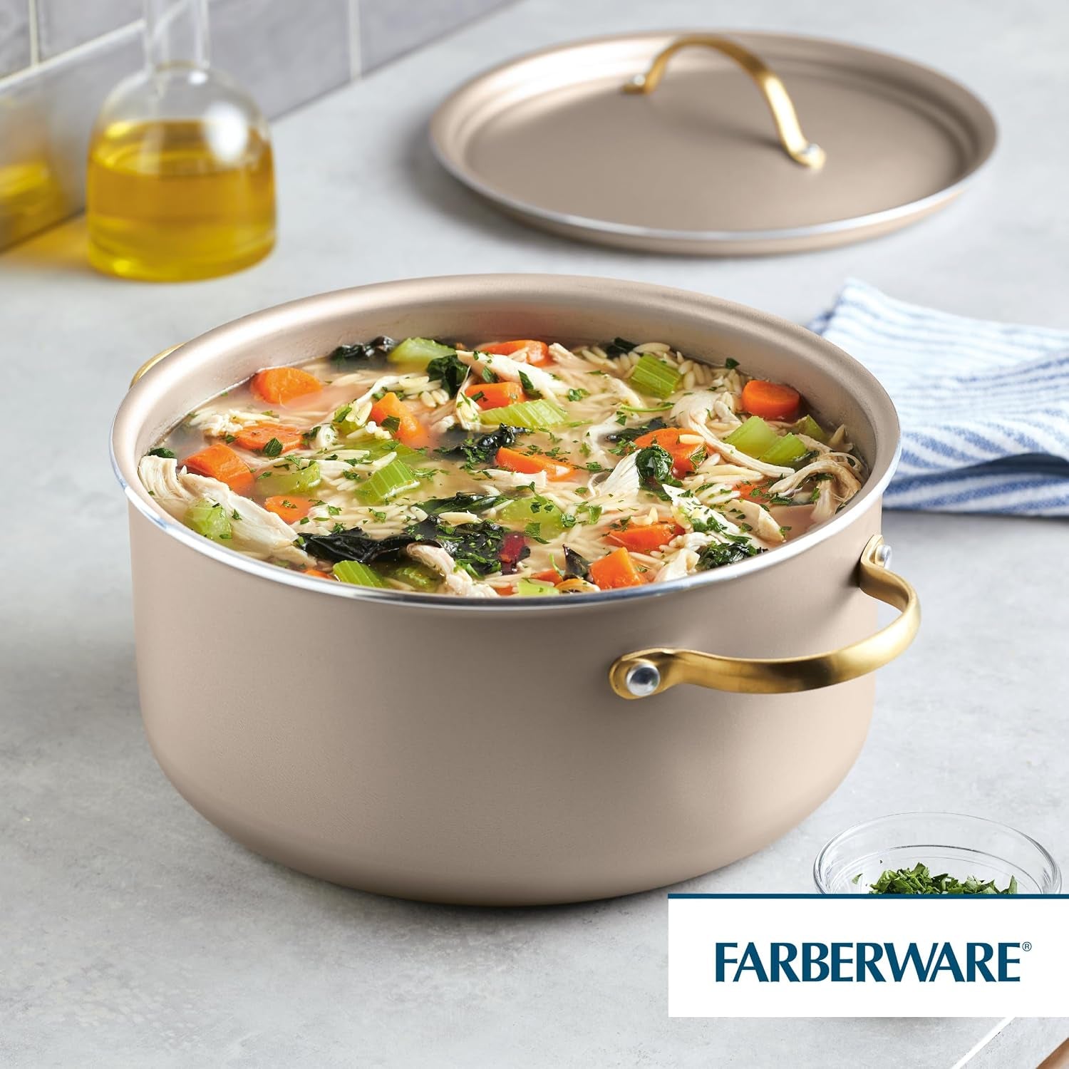 radiant-nonstick-dutch-oven-casserole-pan-with-lid-dishwasher-safe-5-5-quart-champagne