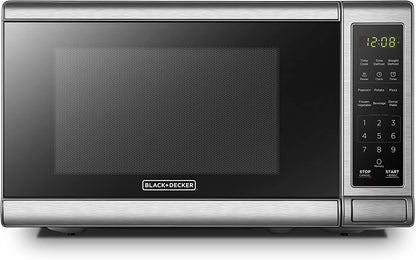 BLACK+DECKER Countertop Microwave Oven, 0.7 Cu.Ft, 700W, Stainless Steel1