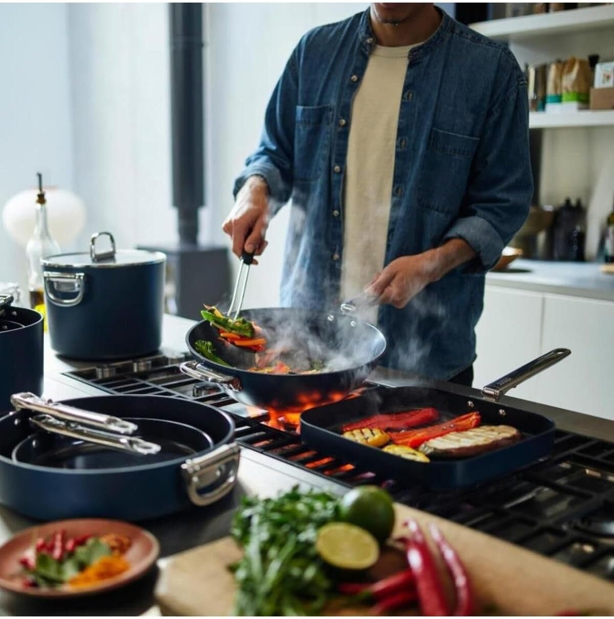 joseph-joseph-space-12-5-nonstick-wok-with-folding-handle-space-saving-stir-fry-pan-ceramic-coating-induction-oven-safe