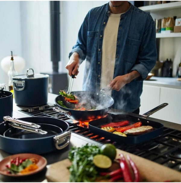 Joseph Joseph Space 12.5"" Nonstick Wok with Folding Handle, Space Saving Stir-Fry Pan, Ceramic Coating, Induction & Oven Safe4