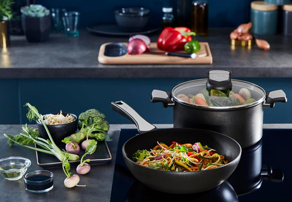 Tefal Unlimited On, Premium Cookware, 28 Cm Wok Pan, Uk'S Longest Lasting Non-Stick, Frying Pan, Heat Indicator, Induction Hob Compatible, Dishwasher Safe, Aluminium, Black, G25919AZ10