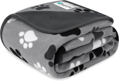 Petami Waterproof Dog Blanket for Couch, Pee Proof Reversible Cat Blanket for Sofa Bed Furniture Protector, Soft Fleece Washable Pet Throw for Dogs Cats Puppies Kittens, 40X60 Black Gray10