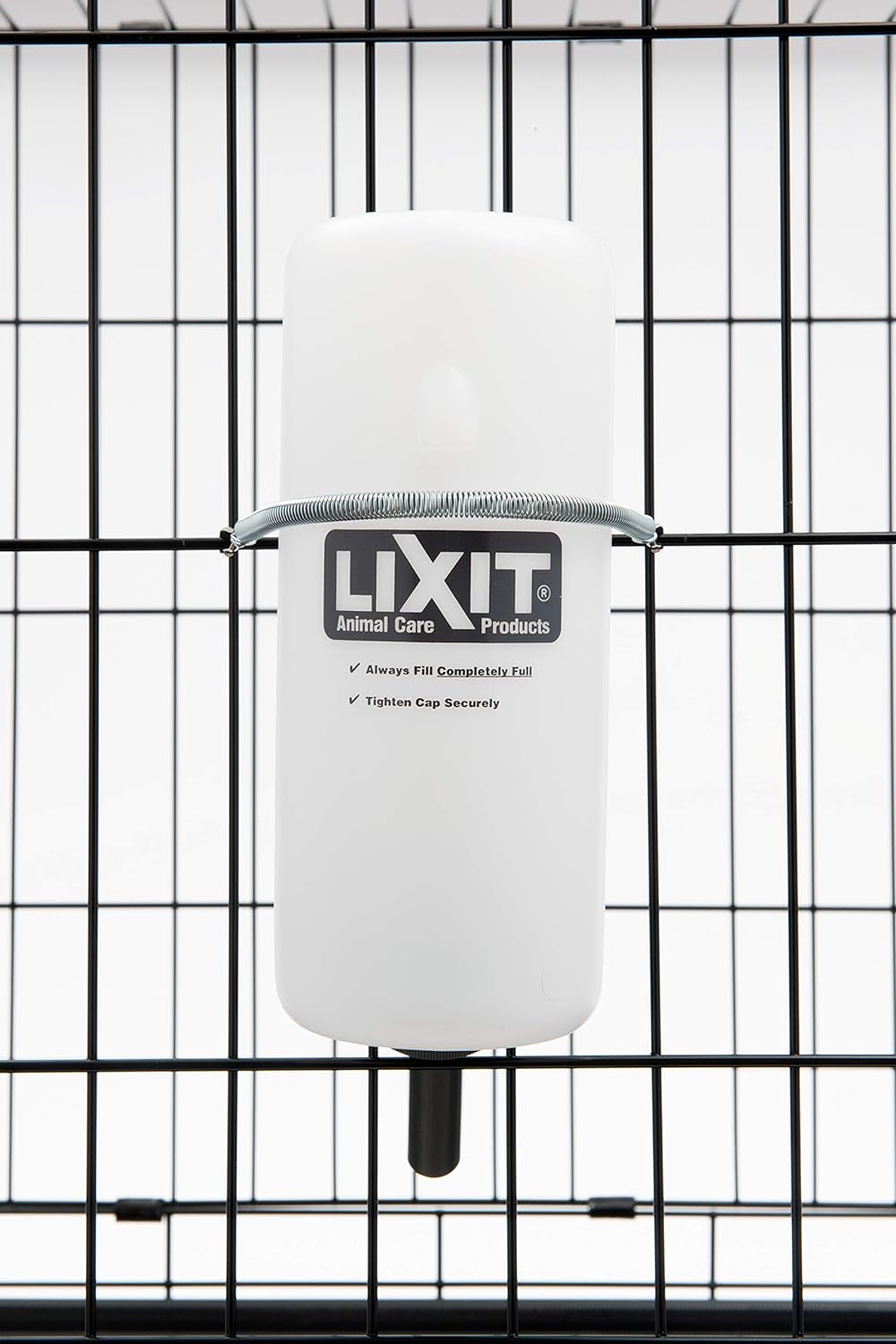 lixit®-wide-mouth-water-bottles-for-large-dogs-white-32-ounce