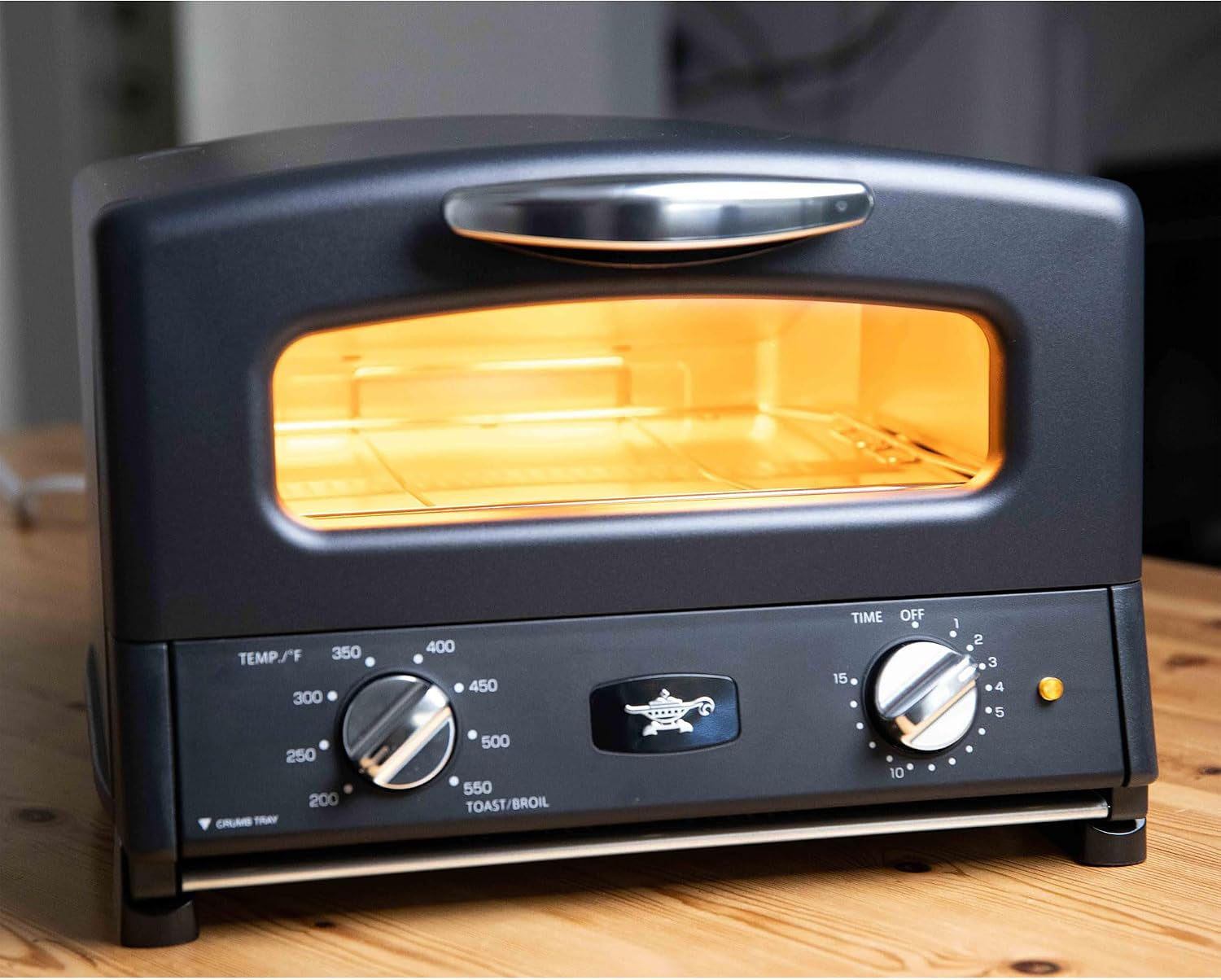 countertop-toaster-oven-compact-kitchen-appliance-with-graphite-heating-technology-black