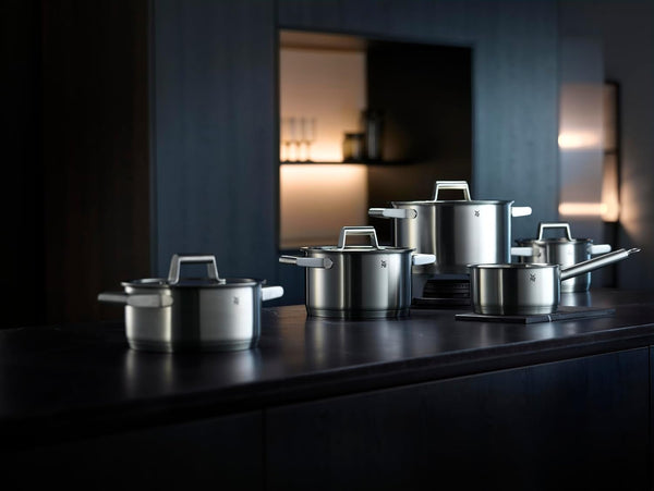 732146040 Comfort Line Topfset Induktion 4-Teilig Cromargan Matte Stainless Steel Pots Set with Glass Lid, Scale, Stackable, Uncoated, 18/1010