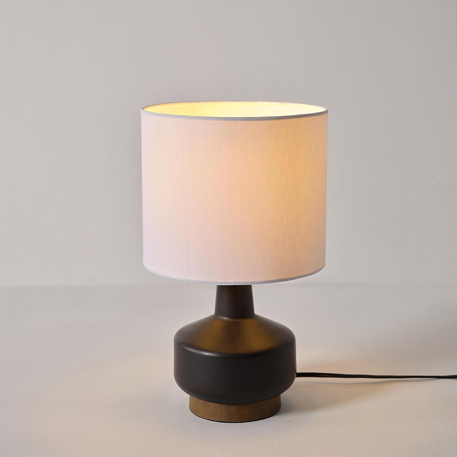15-ceramic-table-lamp-matte-black-base-wood-toned-accent-white-linen-shade-dual-rotary-switch-modern-bedroom-or-office-lighting-61000046