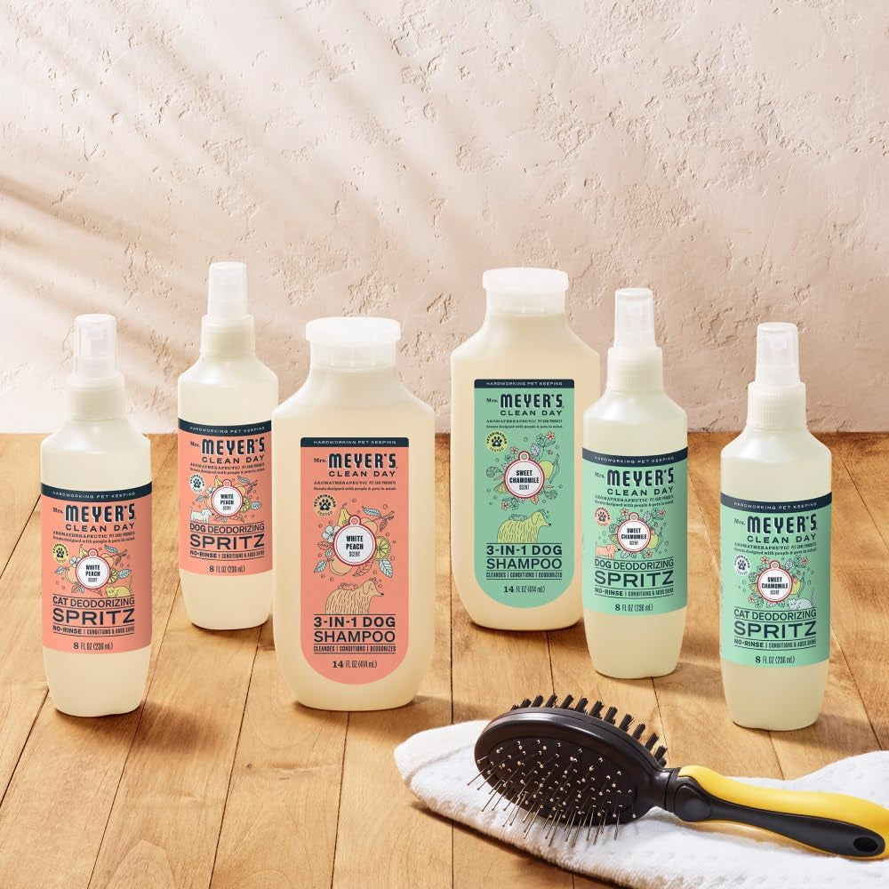 mrs-meyers-clean-day-dog-deodorizing-spray-sweet-chamomile-scent-8oz