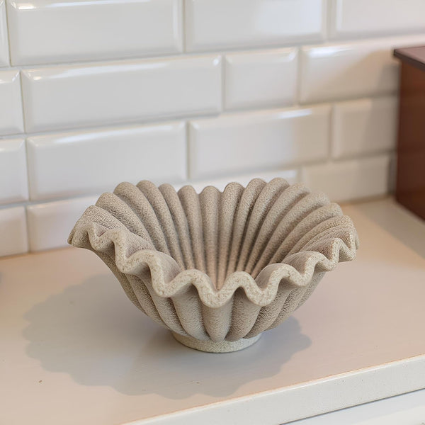 Small Decorative Bowl Decor, Scalloped Pedestal Bowls for Modern Home Decor,Ruffle Decor,Stylish Key Bowl for Entry Table,Decorative Fruit Bowl for Kitchen Counter,Artificial Stone Beige7