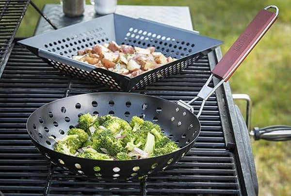 BBQ Nonstick Grill Wok with Wood Handle, Small, Steel4