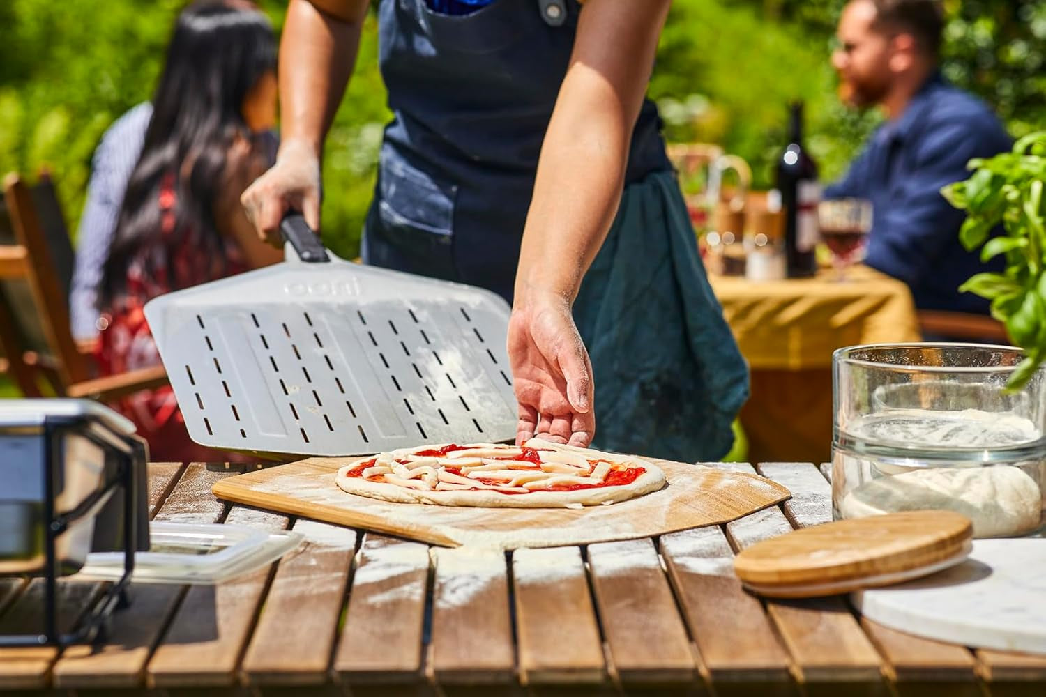 ooni-12-perforated-pizza-peel-aluminum-metal-pizza-peel-12-inch-pizza-spatula-paddle-lightweight-pizza-turning-peel-with-long-handle-pizza-oven-accessories-pizza-tools-rectangle-pizza-turner