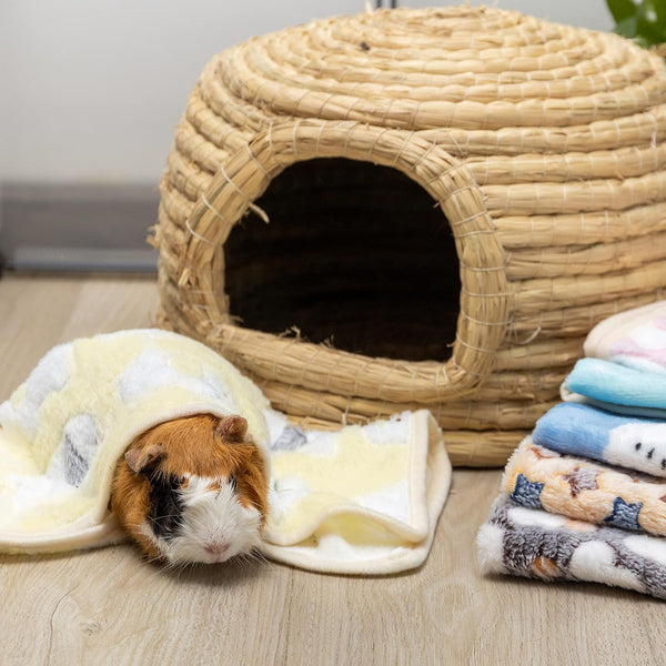 CUSOZWO Guinea Pig Bedding Mat 6 Pack, Soft Fleece Small Pet Blankets | Washable Small Animal Cage Liners Sleep Mat Accessories for Rat, Rabbit, Hamster, Hedgehog (13.7X13.7In)7