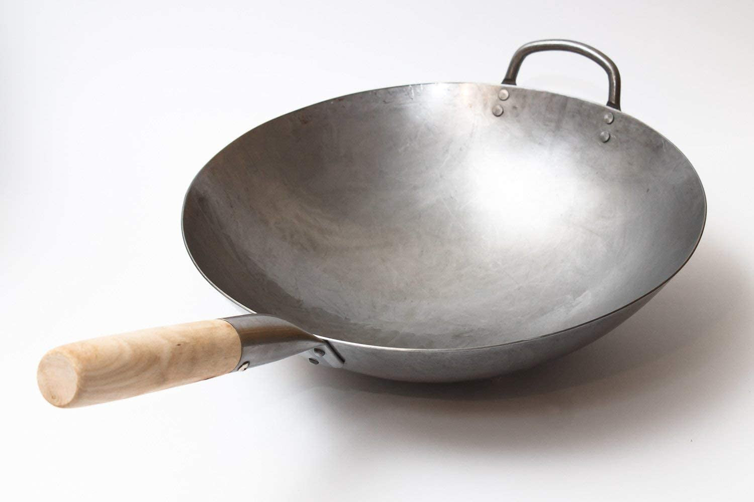 traditional-hand-hammered-chinese-carbon-steel-wok-with-wooden-and-steel-helper-handle-14-inch-round-bottom-pow-wok-pan-731w88