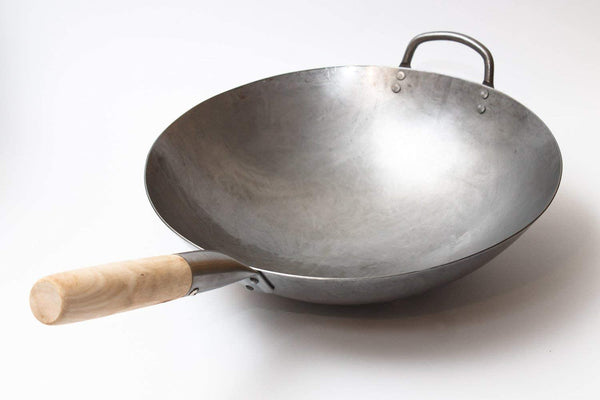Traditional Hand Hammered Chinese Carbon Steel Wok with Wooden and Steel Helper Handle (14 Inch, round Bottom Pow Wok Pan) / 731W884