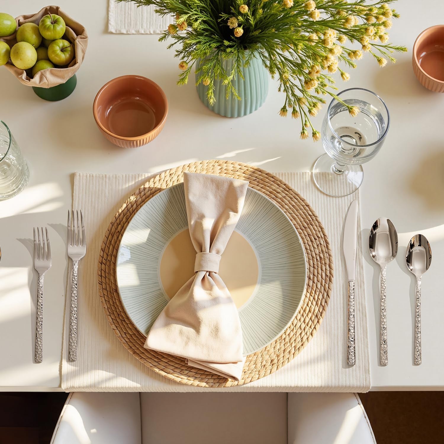 20-piece-hammered-silverware-set-18-10-stainless-steel-flatware-set-for-4-mirror-polished-knives-forks-spoons-utensils-cutlery-set-for-home-party-wedding-housewarming-dishwasher-safe