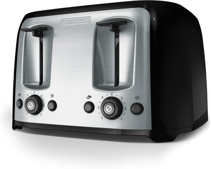 BLACK+DECKER 4-Slice Toaster with Extra-Wide Slots1