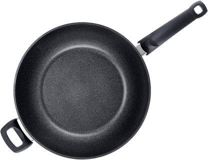 Adamant Non-Stick Wok Pan - 12.6" - Premium German Quality - for All Cooktops - Non-Stick Silicon Carbide Surface - Dishwasher Safe - Made in Germany5