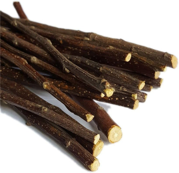 Sharllen 100G (3.5Oz) Apple Sticks Pet Snacks Chew Toys for Guinea Pigs Chinchilla Squirrel Rabbits Hamster2