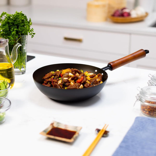 Joyce Chen Classic Series 9.5-Inch Preseasoned Carbon Steel Stir Fry Pan9