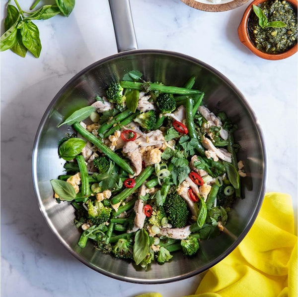 Bright Stainless Steel 28 Cm Wok Pan, Stay Cool Handle, Professional Cooking, 18/10 Stainless Steel, Induction, Oven Safe up to 230 °C, Roast-Safe, Dishwasher Safe, Silver5