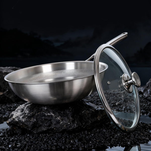 Titanium Hammered Wok with Lid, Pure, No Coating Non-Stick Titanium Pans for Cooking, Flat Bottom Wok, Ultra-Durable, Scratch-Resistant, Compatible with All Cooktops,12.6In7