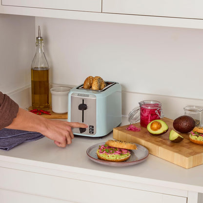 BLACK+DECKER 2-Slice Toaster with Extra-Wide Slots, Surf Spray | Extra-Wide Toaster with 7 Shade Settings, Bagel Mode, Frozen Function and Removable Crumb Tray.10