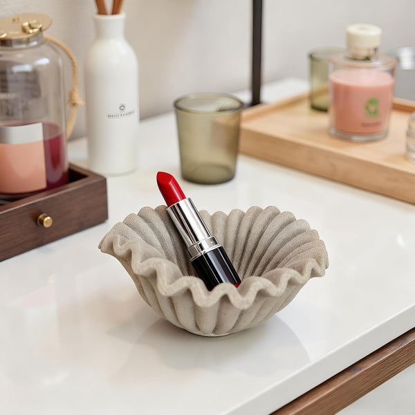 Small Decorative Bowl Decor, Scalloped Pedestal Bowls for Modern Home Decor,Ruffle Decor,Stylish Key Bowl for Entry Table,Decorative Fruit Bowl for Kitchen Counter,Artificial Stone Beige6