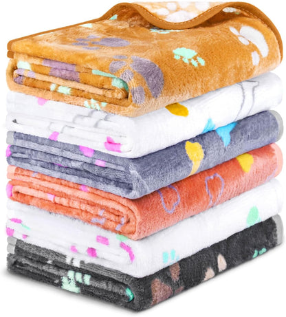 Yedsintu 6 Pcs Absorbent Guinea Pig Blankets Washable Small Animal Fleece Bedding Cage Liners Reusable Pet Pee Pad Sleep Mat Pad Cover for Hamster Ferret Rabbit Chinchilla Hedgehog (16"X24")10