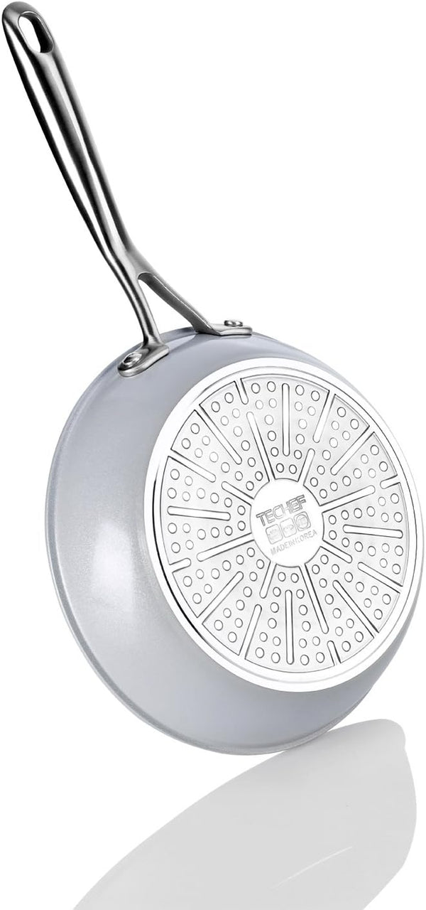 - Ceraterra - 8 Inch Ceramic Frying Pan – PFAS, PTFE & Pfoa-Free, Toxin-Free Ceramic Coating, Induction-Ready, Oven & Dishwasher Safe, Ceramic Nonstick Frying Pan Made in Korea6