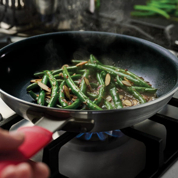 Professional 10-Inch Ceramic Non Stick Frying Pan | Heavy-Gauge Aluminum Skillet with Ceramic Nonstick Coating, Dishwasher and Oven Safe, Black, Made in Brazil2