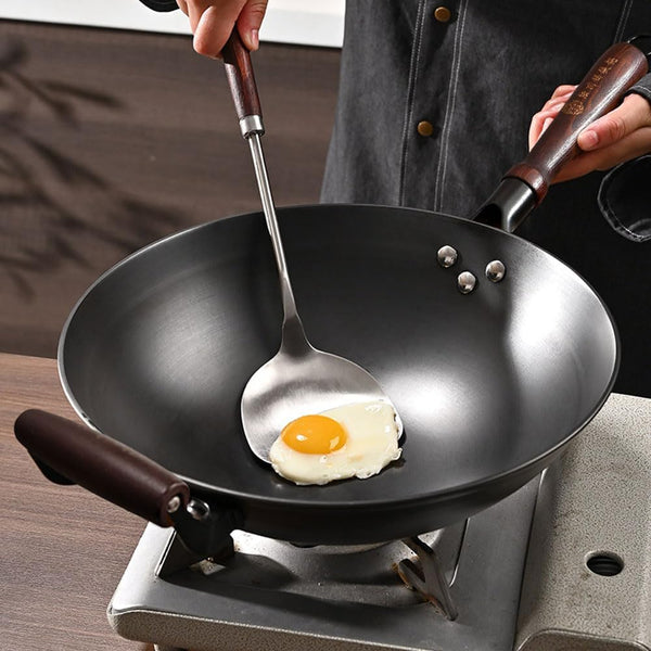 13 Inch Black Cast Iron Wok Pan round Bottom with Wooden Handle, Use on Gas Stove, Campfire Open Fire Stir-Fry, Physical Non Stick4