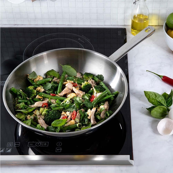 Bright Stainless Steel 28 Cm Wok Pan, Stay Cool Handle, Professional Cooking, 18/10 Stainless Steel, Induction, Oven Safe up to 230 °C, Roast-Safe, Dishwasher Safe, Silver2