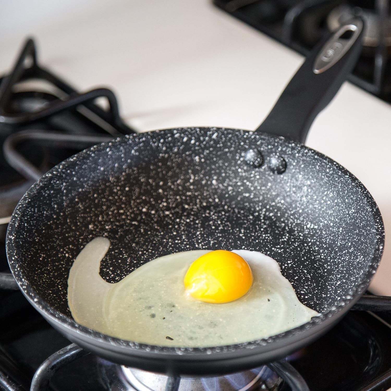 cookware-9-5-nonstick-fry-pan-oven-dishwasher-induction-and-metal-utensil-safe-cooking-heavy-duty-forged-aluminum-with-sturdy-riveted-handle